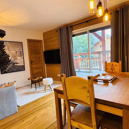 Apartment Appartement Moderne 4 Pieces, Proche Des Remontees, Parking Inclus - Fr-1-546-58